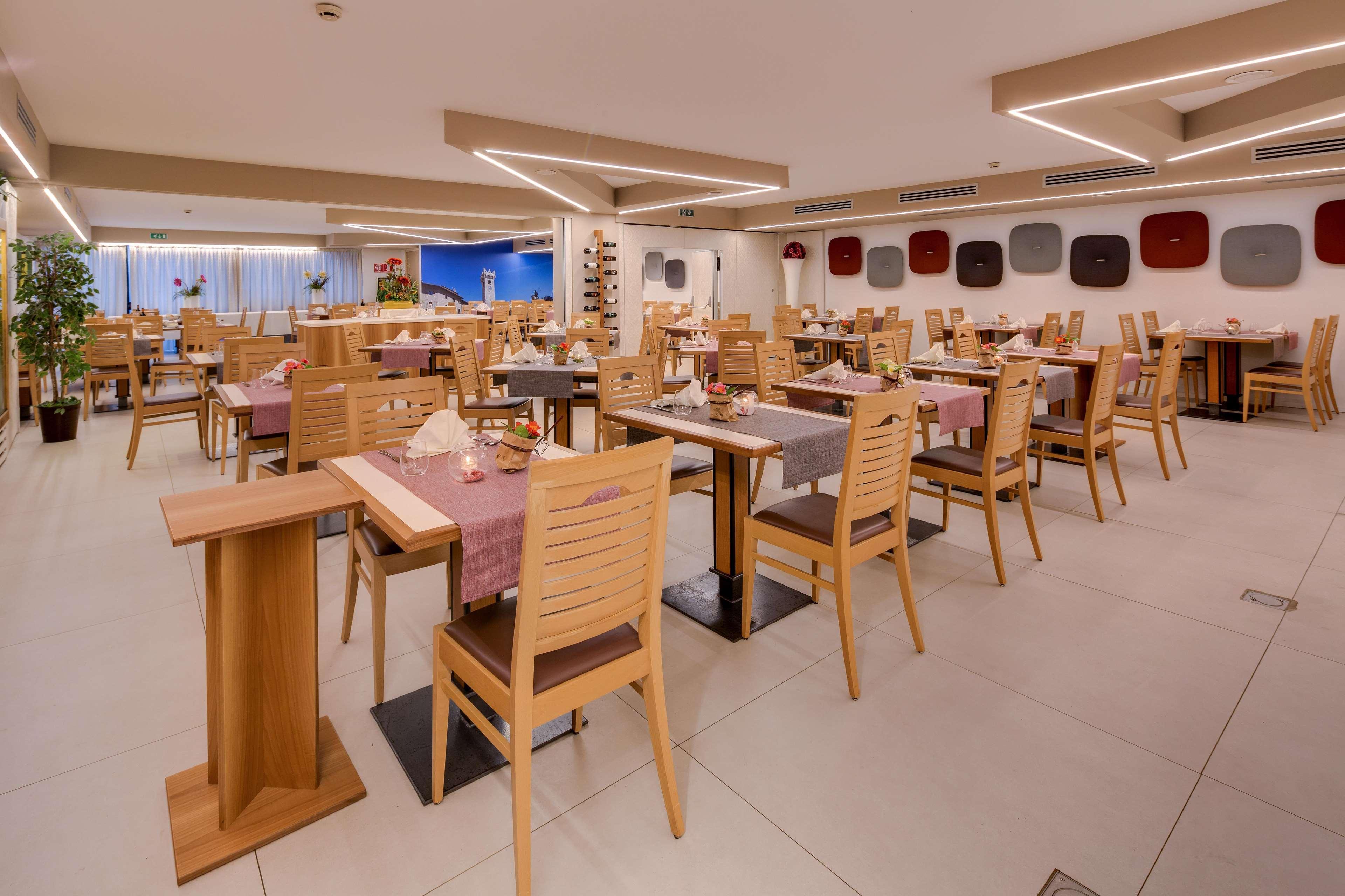 Best Western Hotel Adige Trento Esterno foto