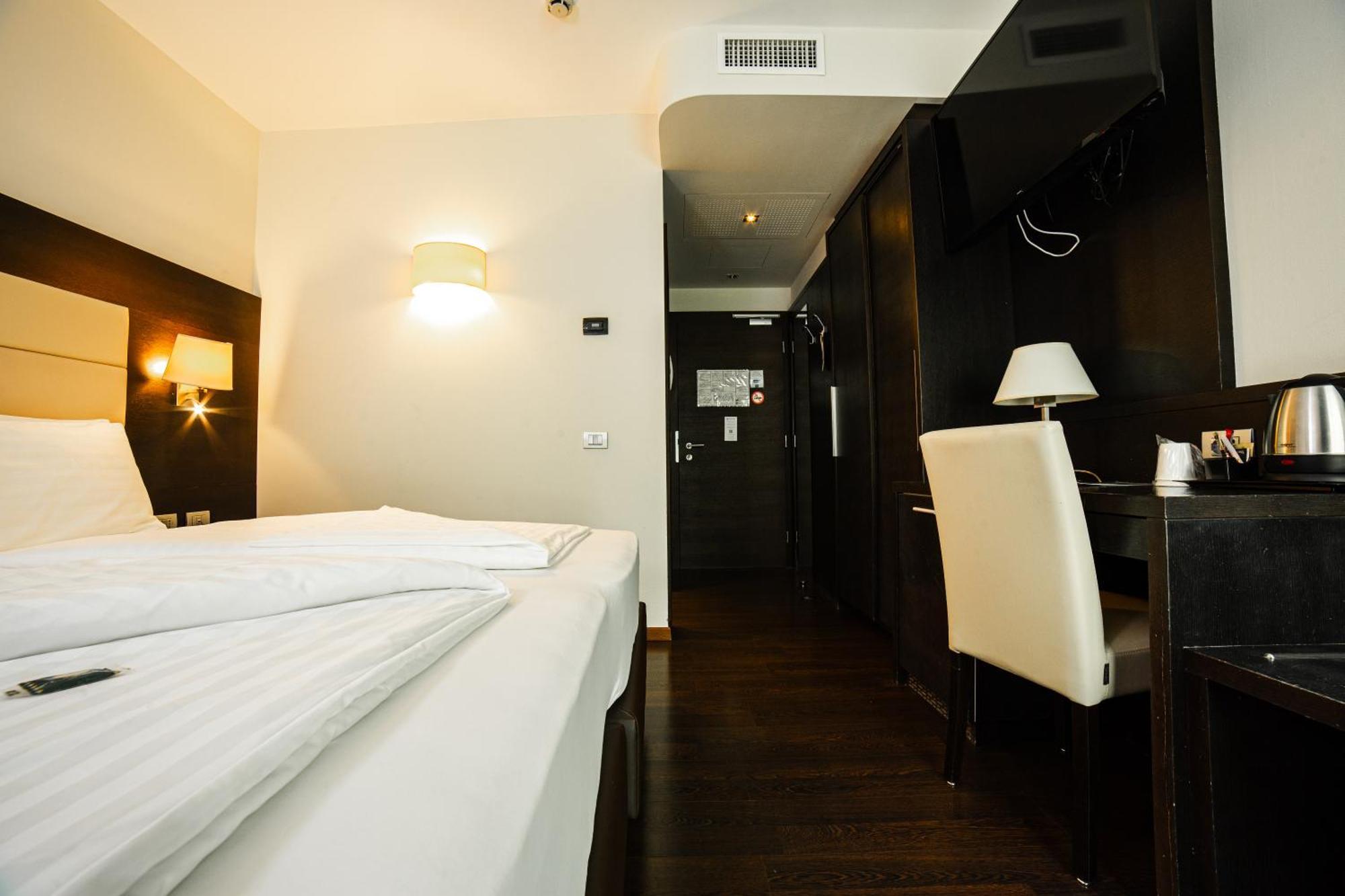 Best Western Hotel Adige Trento Esterno foto